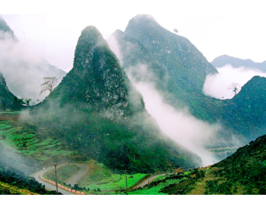 MYSTERY HA GIANG STONE PLATEAU