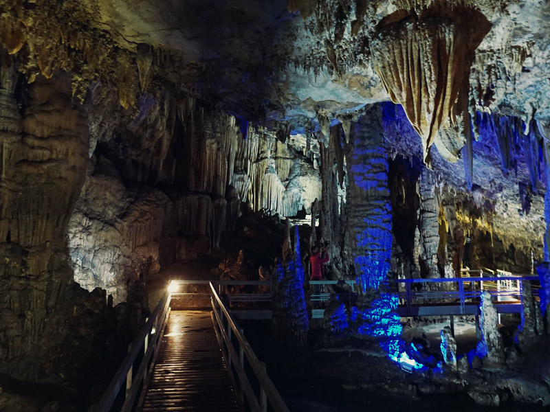 Lung Khue cave